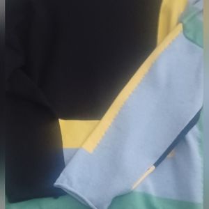 80s/90s styled sweater